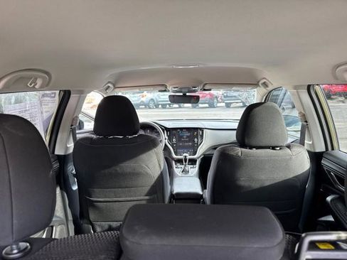 Used 2024 Subaru Outback Premium image 31