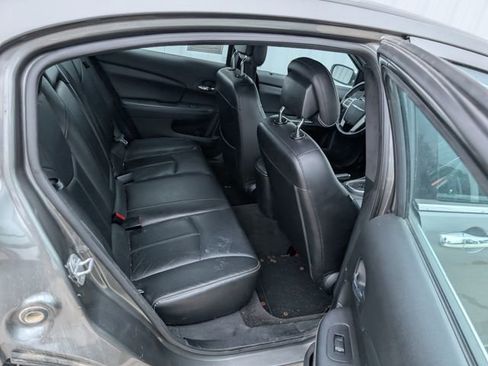 Used 2012 Chrysler 200 Limited FWD image 15