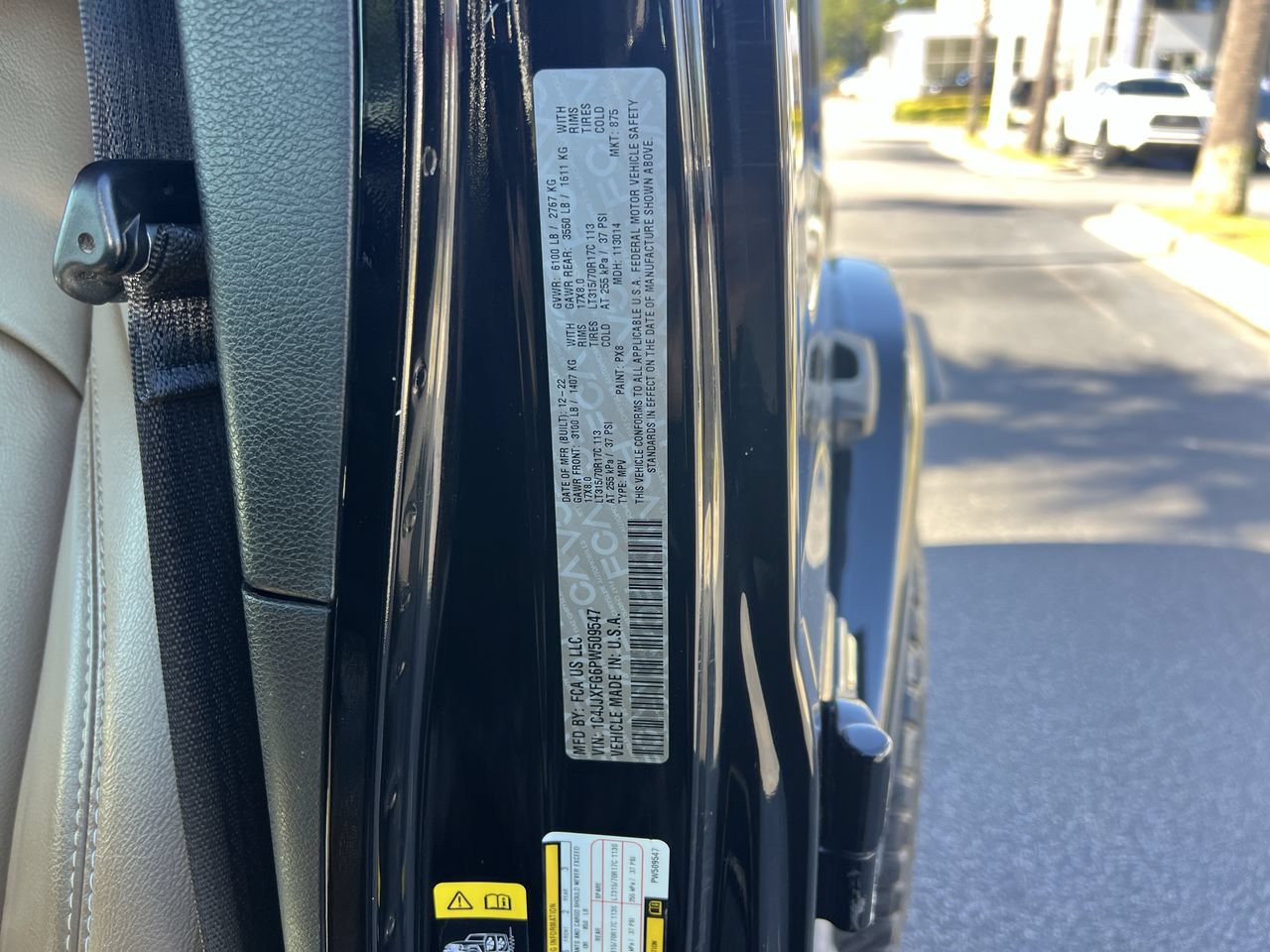 Used 2023 Jeep Wrangler Unlimited Rubicon w/ Xtreme 35 Tire Package AWD/4WD image 36