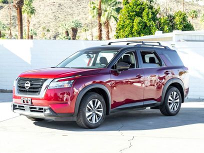 Used 2022 Nissan Pathfinder SL