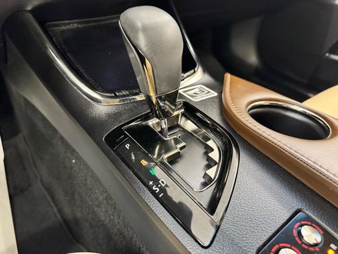 Used 2014 Toyota Avalon XLE Touring FWD image 24