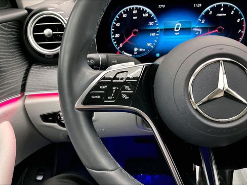 Used 2022 Mercedes-Benz E 350 Sedan image 21