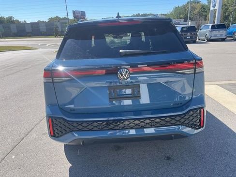 New 2026 Volkswagen Tiguan SE R-Line image 4
