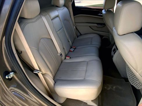 Used 2015 Cadillac SRX Luxury w/ Driver Awareness Package image 19