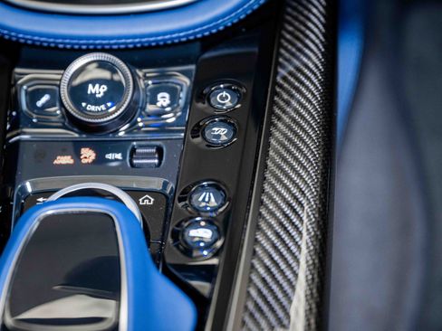 Used 2024 Aston Martin DBX 707 image 36