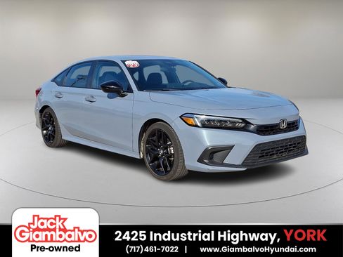 Used 2023 Honda Civic Sport image 1