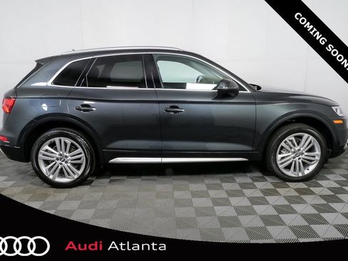 Used 2018 Audi Q5 2.0T w/ Premium Plus Package image 2