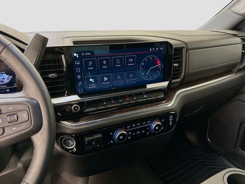 Used 2024 GMC Sierra 1500 Elevation image 26