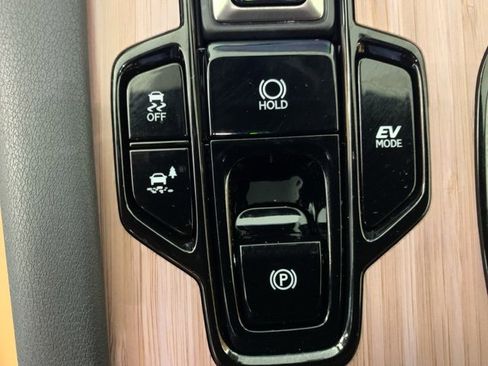 Used 2025 Lexus RX 350 w/ Convenience Package image 29