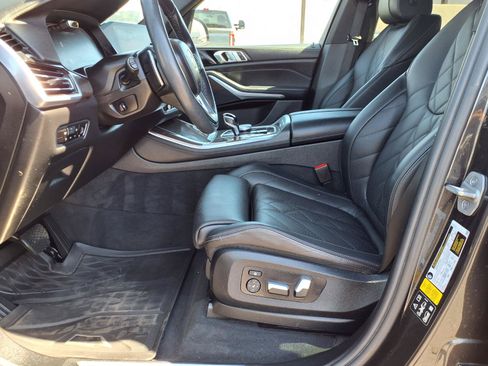 Used 2023 BMW X5 xDrive40i AWD/4WD image 23