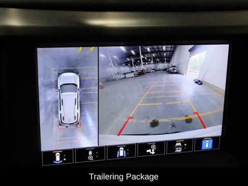 Used 2023 GMC Acadia AT4 w/ Technology Package image 10