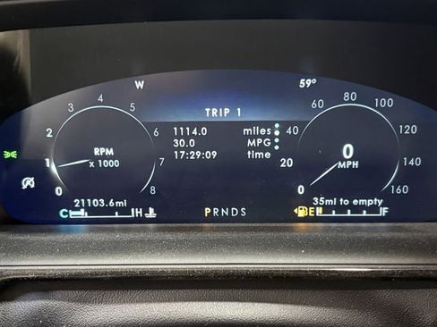 Used 2023 Lincoln Nautilus FWD w/ Premium Package image 5