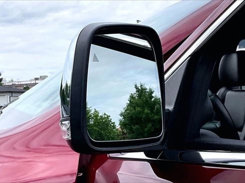 Certified 2022 Jeep Grand Cherokee Limited w/ Trailer Tow Group IV AWD/4WD image 23