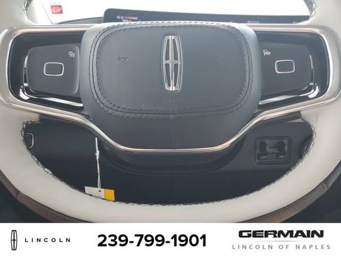 New 2026 Lincoln Navigator L Reserve AWD/4WD image 23