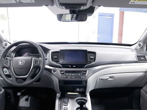 Certified 2023 Honda Ridgeline RTL-E image 18