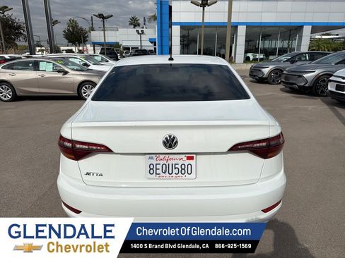 Used 2019 Volkswagen Jetta SE image 6