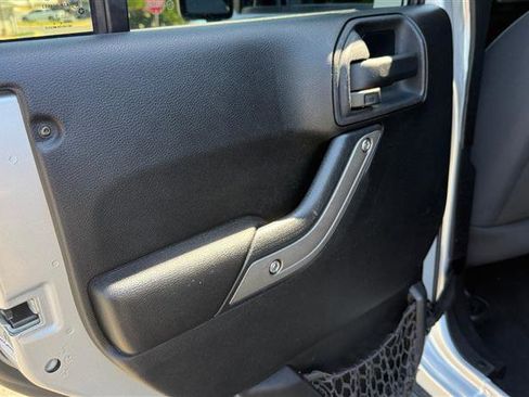 Used 2011 Jeep Wrangler Unlimited Sport AWD/4WD image 18