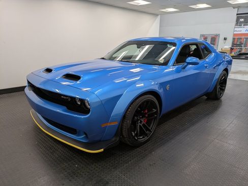 Used 2023 Dodge Challenger SRT Hellcat image 1