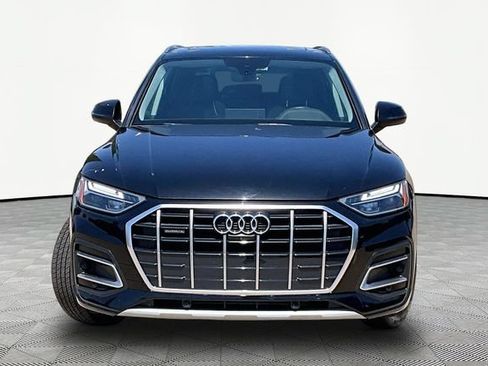 Used 2023 Audi Q5 2.0T Premium Plus w/ Premium Plus Package AWD/4WD image 3