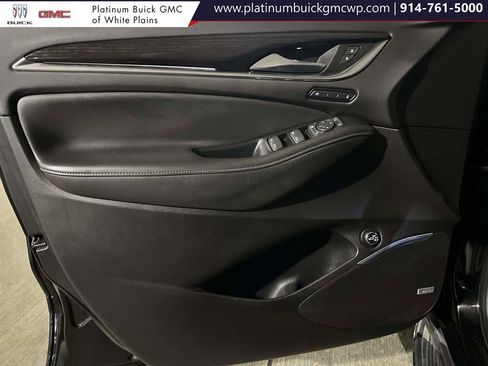 Used 2021 Buick Enclave Avenir w/ Avenir Technology Package image 17