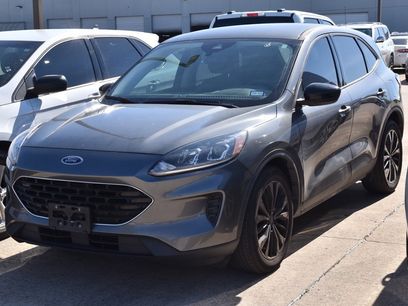 Used 2022 Ford Escape SE w/ SE Sport Appearance Package