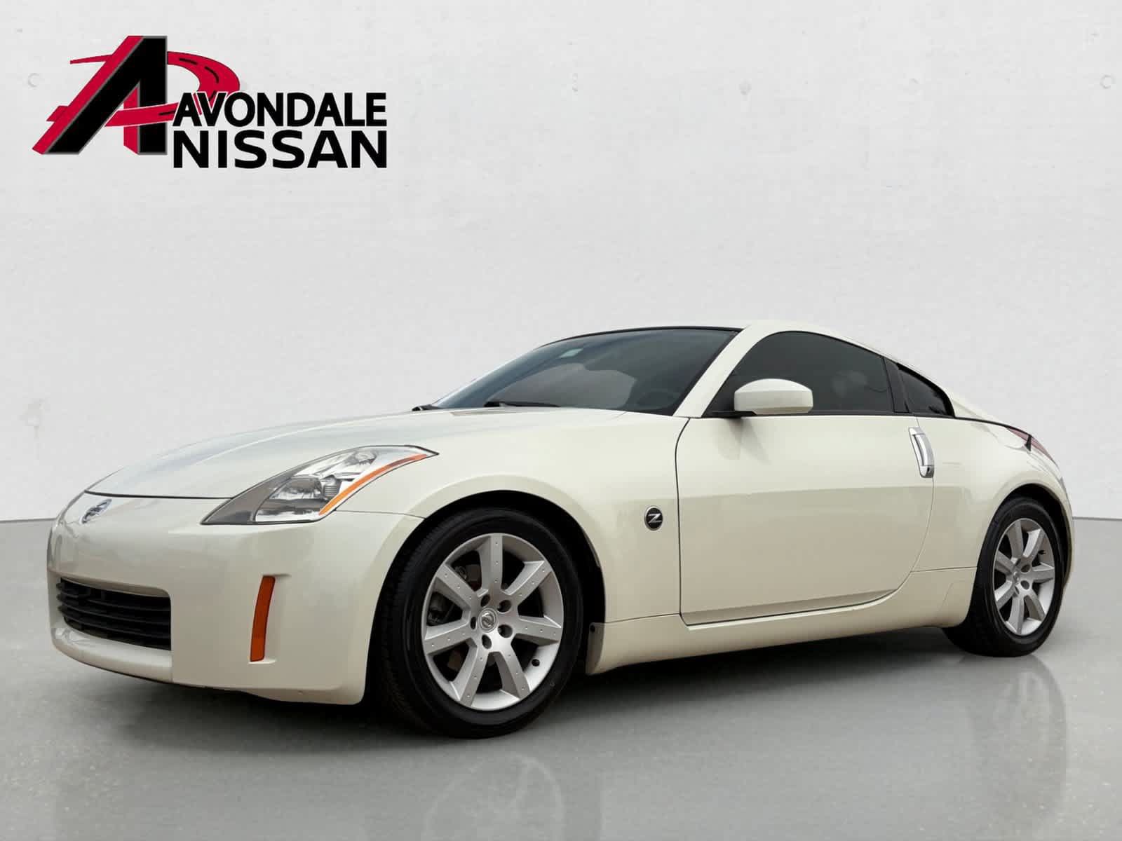 Used 2004 Nissan 350Z Touring RWD image 2