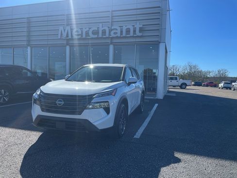 New 2026 Nissan Rogue SV w/ Cold Weather Package image 5