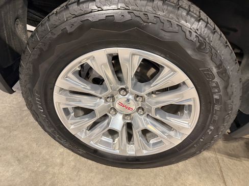 Used 2024 GMC Sierra 1500 Denali w/ Technology Package image 21