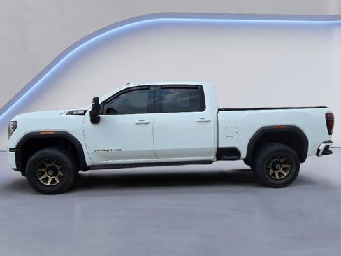 Used 2024 GMC Sierra 2500 AT4 w/ AT4 Premium Plus Package AWD/4WD image 2