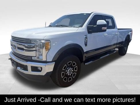 Used 2017 Ford F350 Lariat w/ Lariat Value Package AWD/4WD image 1