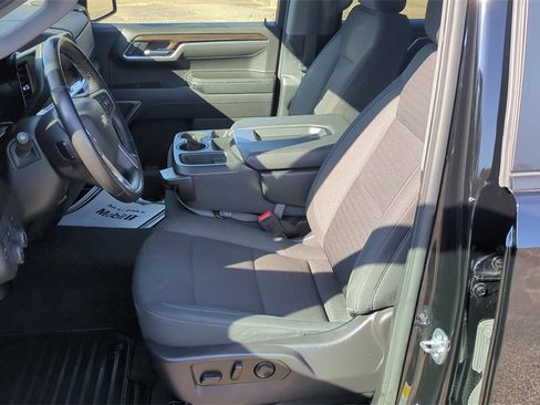 Used 2025 Chevrolet Silverado 1500 LT image 10