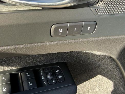 New 2026 Volvo XC40 B5 Core w/ Climate Package image 10