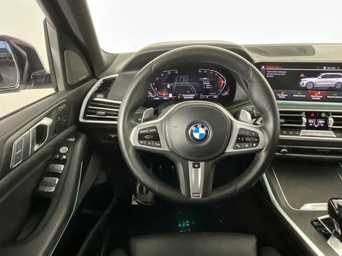 Used 2021 BMW X7 xDrive40i w/ M Sport Package AWD/4WD image 11