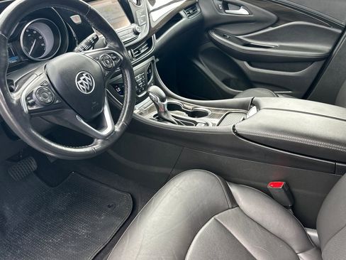 Used 2019 Buick Envision Essence FWD image 7