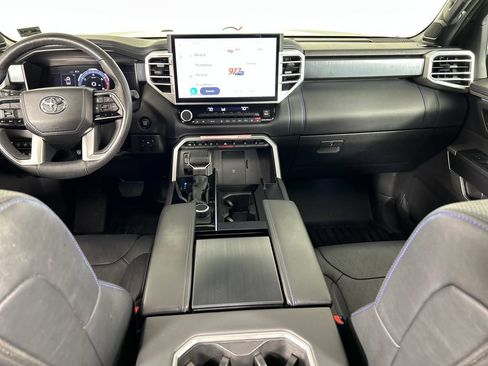 Used 2025 Toyota Tundra Platinum AWD/4WD image 21
