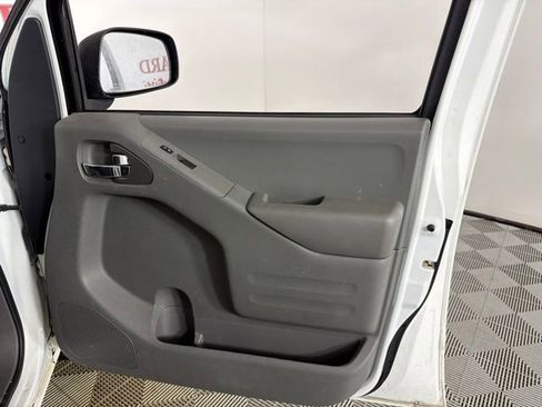 Used 2020 Nissan Frontier S w/ S Utility Package RWD image 19