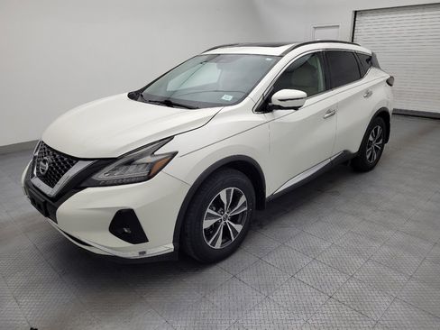 Used 2019 Nissan Murano SV w/ Premium Package FWD image 2
