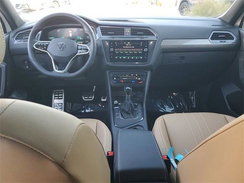 Certified 2024 Volkswagen Tiguan SE R-Line image 13