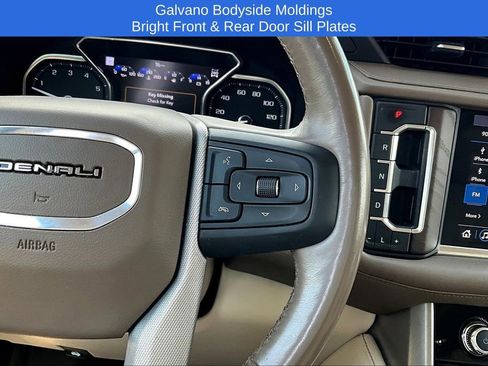 Used 2021 GMC Yukon Denali w/ Denali Premium Package AWD/4WD image 15
