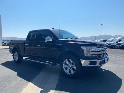 Used 2018 Ford F150 Lariat w/ Equipment Group 502A Luxury AWD/4WD image 19