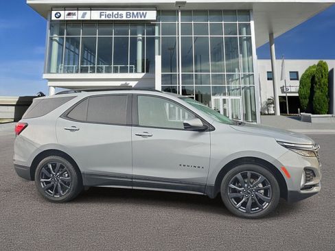 Used 2024 Chevrolet Equinox RS FWD image 1
