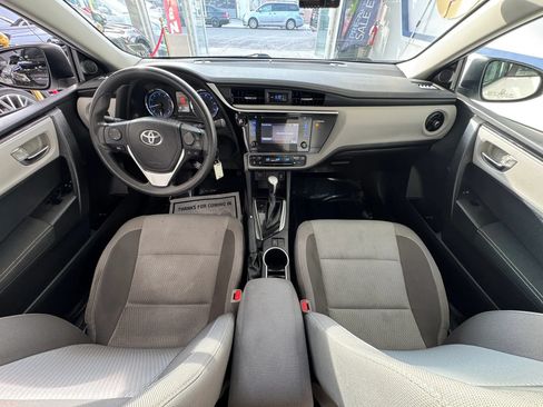 Used 2017 Toyota Corolla LE w/ Body Protection Package FWD image 28