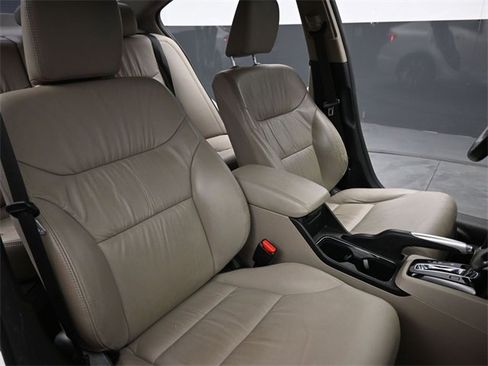 Used 2015 Honda Civic EX-L image 27