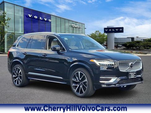 Certified 2023 Volvo XC90 B5 Plus w/ Protection Package Premier image 1
