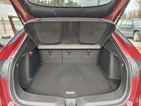 Used 2024 Buick Envista Sport Touring w/ Convenience I Package FWD image 28
