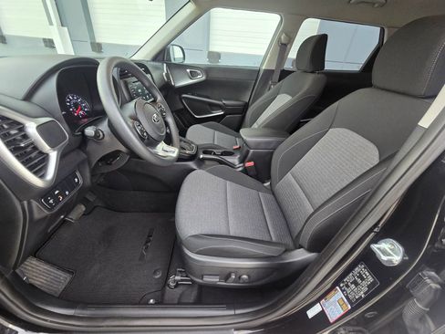 Used 2021 Kia Soul S image 18