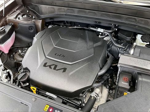 Used 2025 Kia Telluride S AWD/4WD image 32