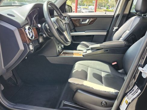 Used 2015 Mercedes-Benz GLK 350 2WD image 2