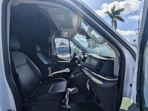 New 2026 Ford Transit 250 148 High Roof RWD image 7