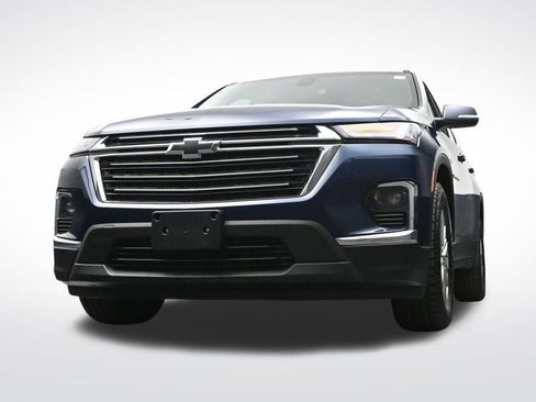 Used 2023 Chevrolet Traverse LT AWD/4WD image 32
